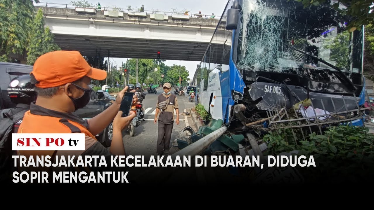 Breaking News: TransJakarta Kecelakaan Di Buaran, Diduga Sopir Mengantuk