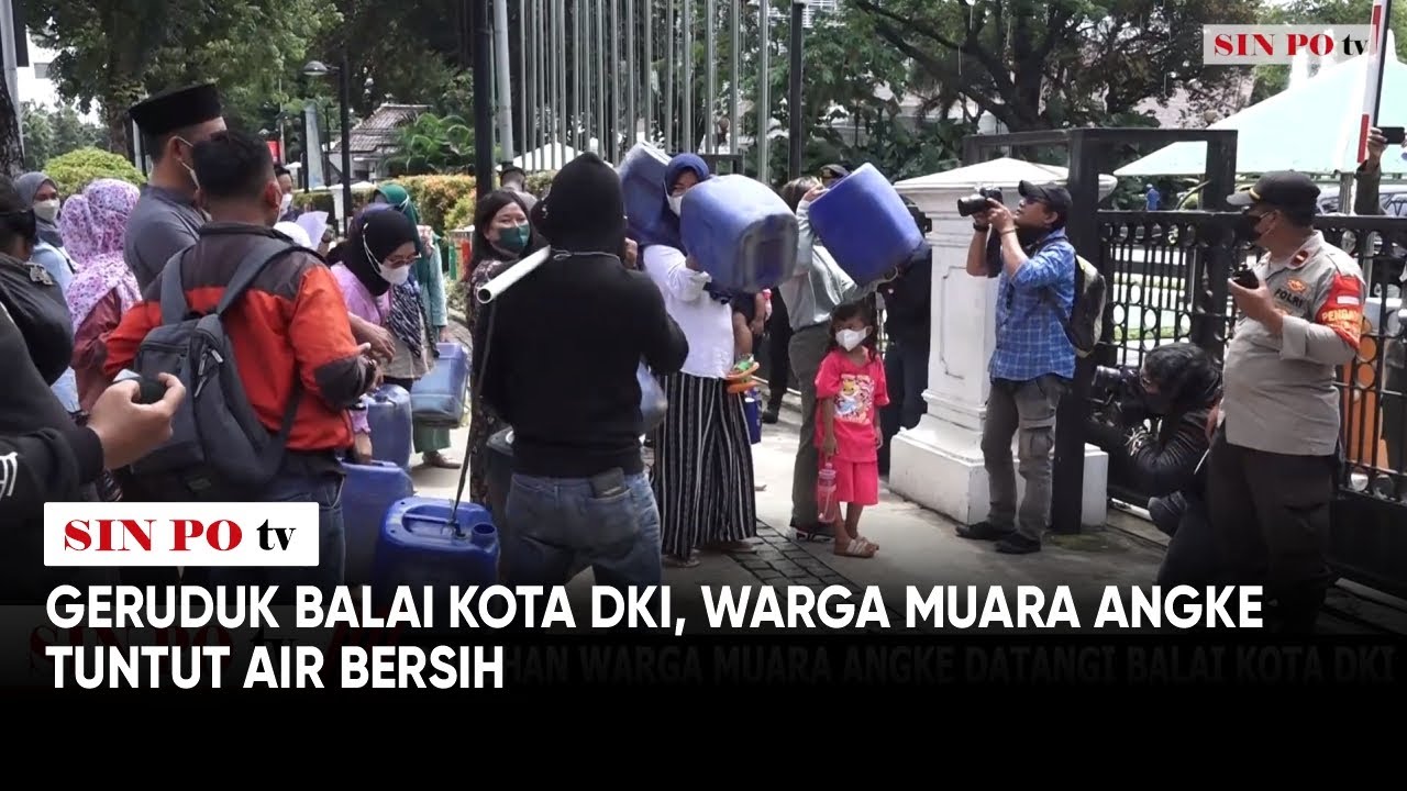 Geruduk Balai Kota DKI, Warga Muara Angke Tuntut Air Bersih