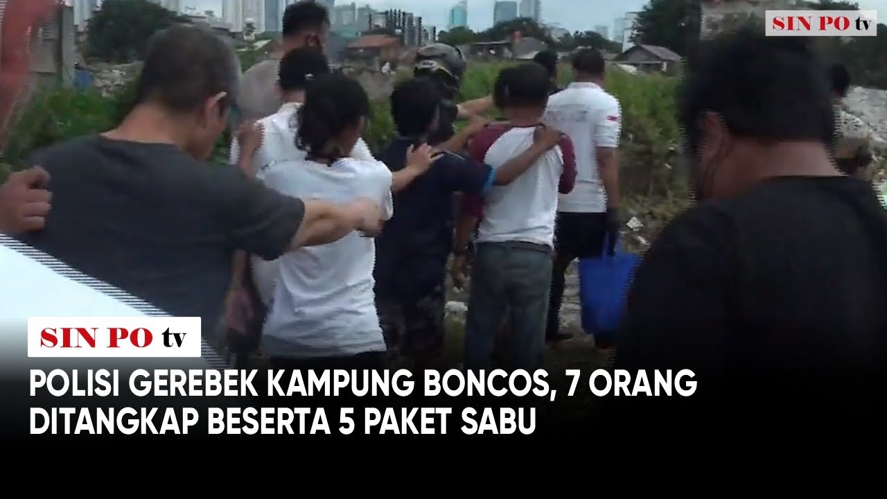 Polisi Gerebek Kampung Boncos, 7 Orang Ditangkap Beserta 5 Paket Sabu