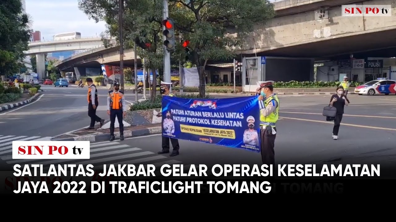 Satlantas Jakbar Gelar Operasi Keselamatan Jaya 2022 Di Traficlight Tomang