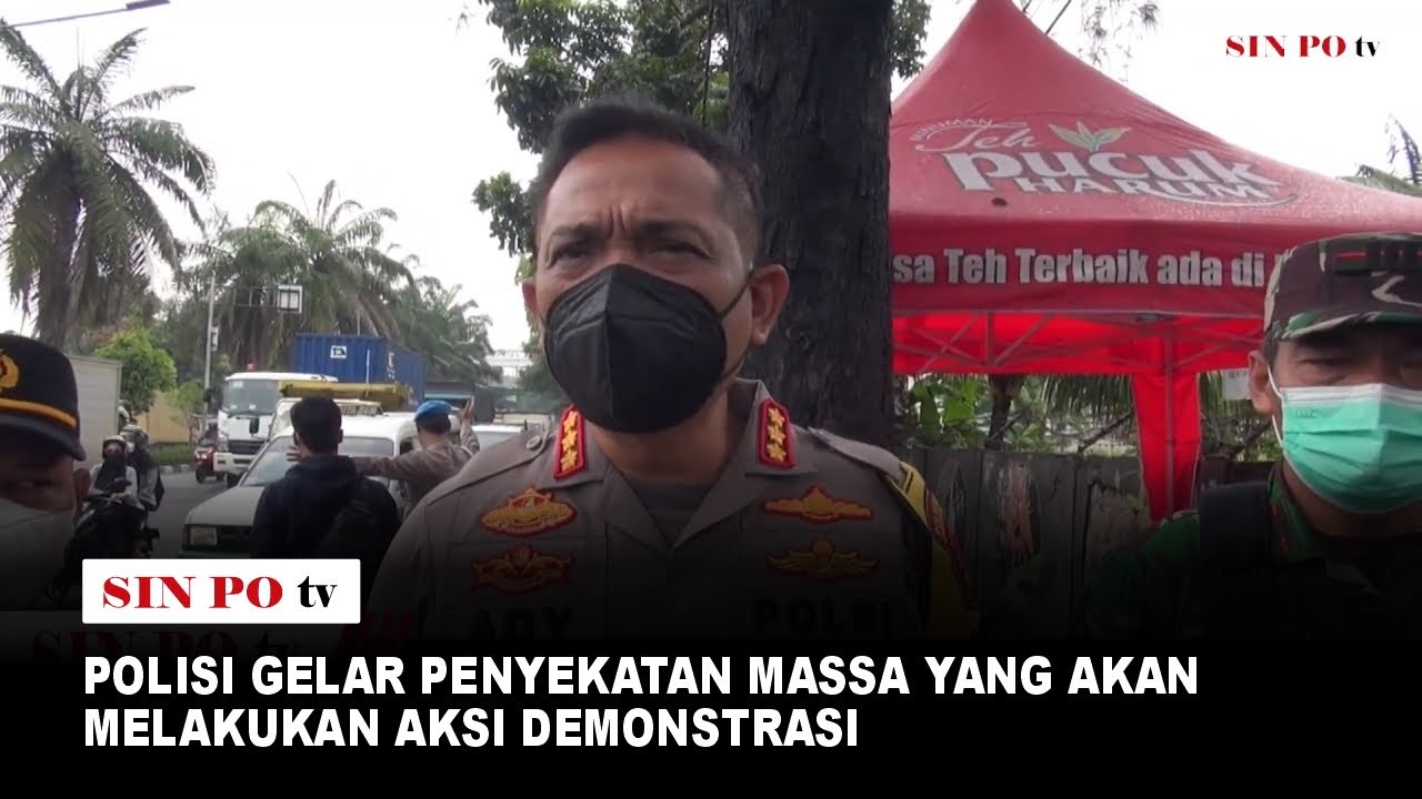 Polisi Gelar Penyekatan Massa Yang Akan Melakukan Aksi Demonstrasi