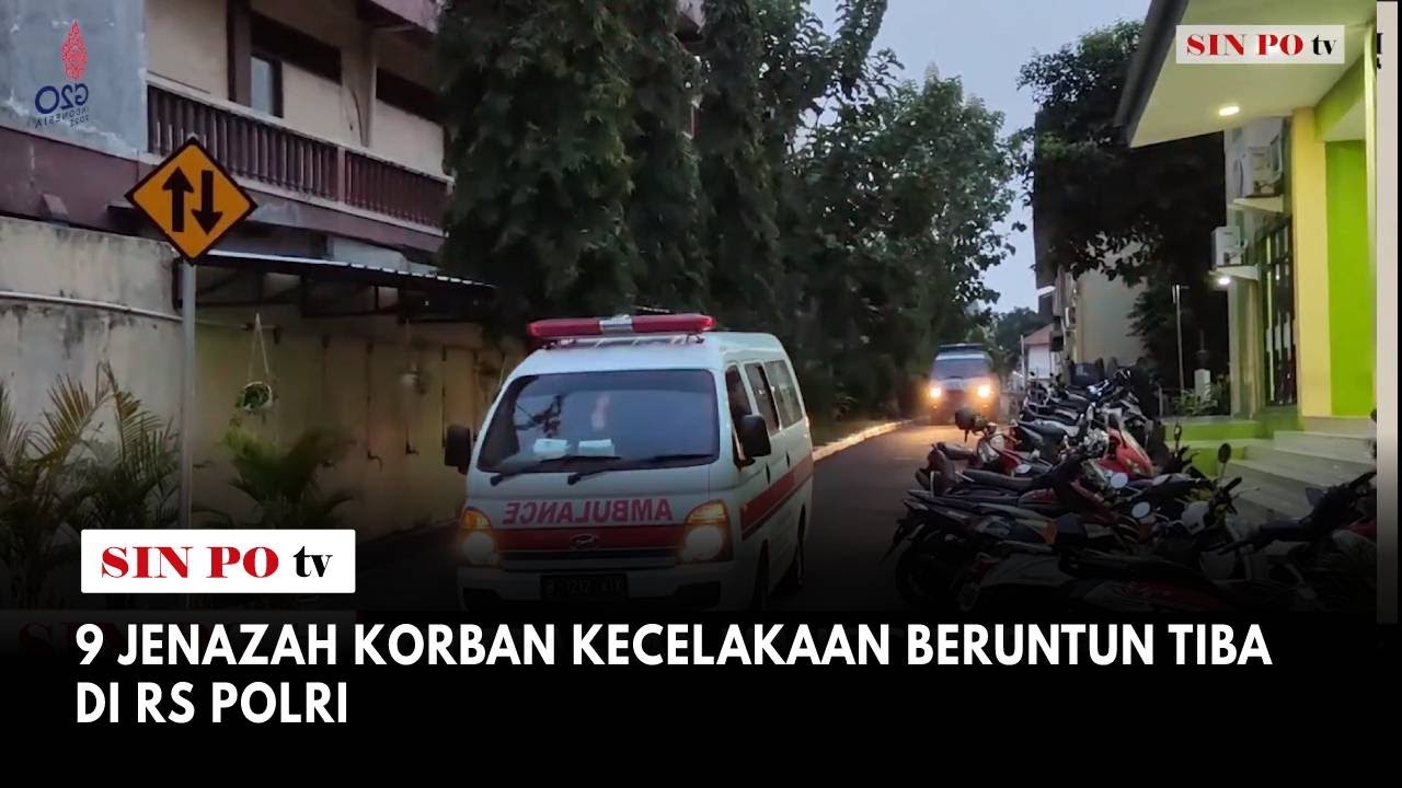 9 Jenazah Korban Kecelakaan Beruntun Tiba Di RS Polri