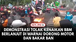 Gelombang Demonstrasi Tolak Kenaikan BBM Terus Berlanjut Di Warnai Dorong Motor Dan Bakar Ban