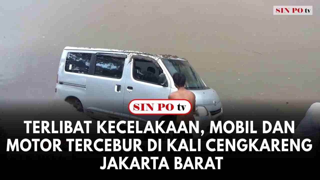 Terlibat Kecelakaan, Mobil Dan Motor Tercebur Di Kali Cengkareng Jakarta Barat