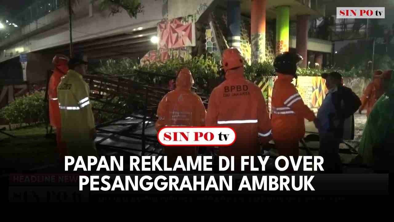 Papan Reklame Di Fly Over Pesanggrahan Ambruk