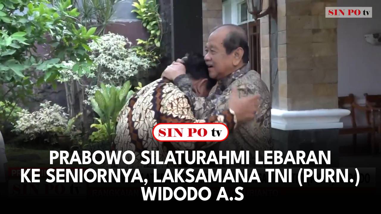 Menteri Pertahanan Prabowo Subianto berkunjung ke kediaman Laksamana TNI Purnawirawan Widodo,