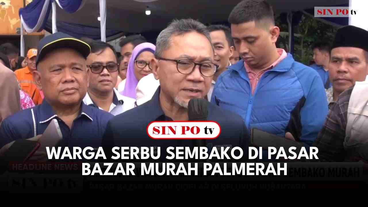 Warga Serbu Sembako Di Pasar Bazar Murah Palmerah