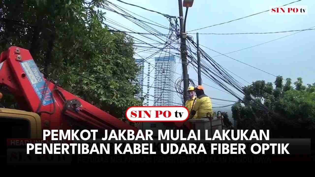 Pemkot Jakbar Mulai Lakukan Penertiban Kabel Udara Fiber Optik