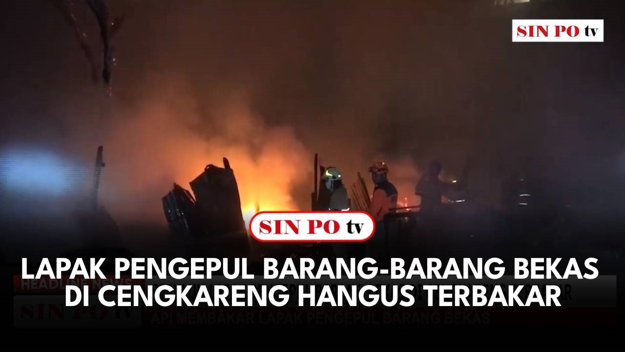 Lapak Pengepul Barang-Barang Bekas Di Cengkareng Hangus Terbakar