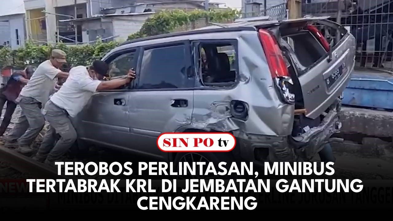 Terobos Perlintasan, Minibus Tertabrak KRL di Jembatan Gantung Cengkareng