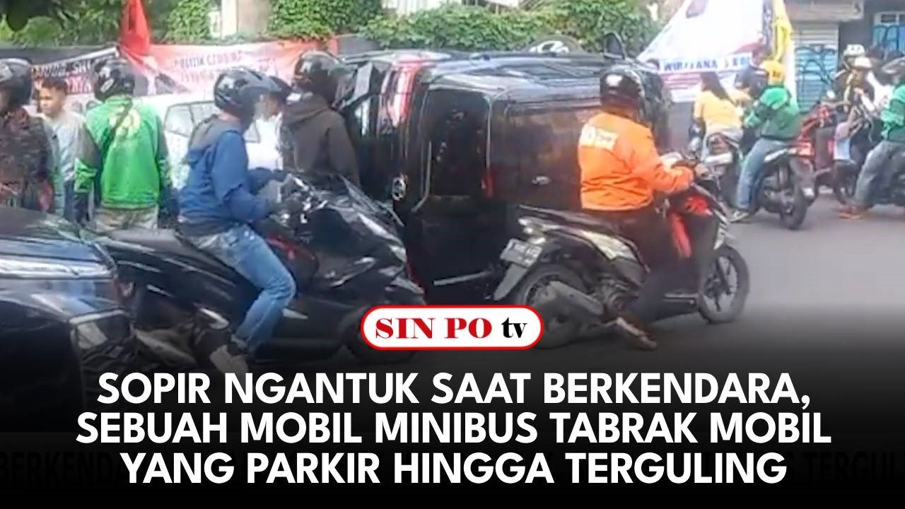 Sopir Ngantuk saat Berkendara, Sebuah Mobil Minibus Tabrak Mobil yang Parkir hingga Terguling