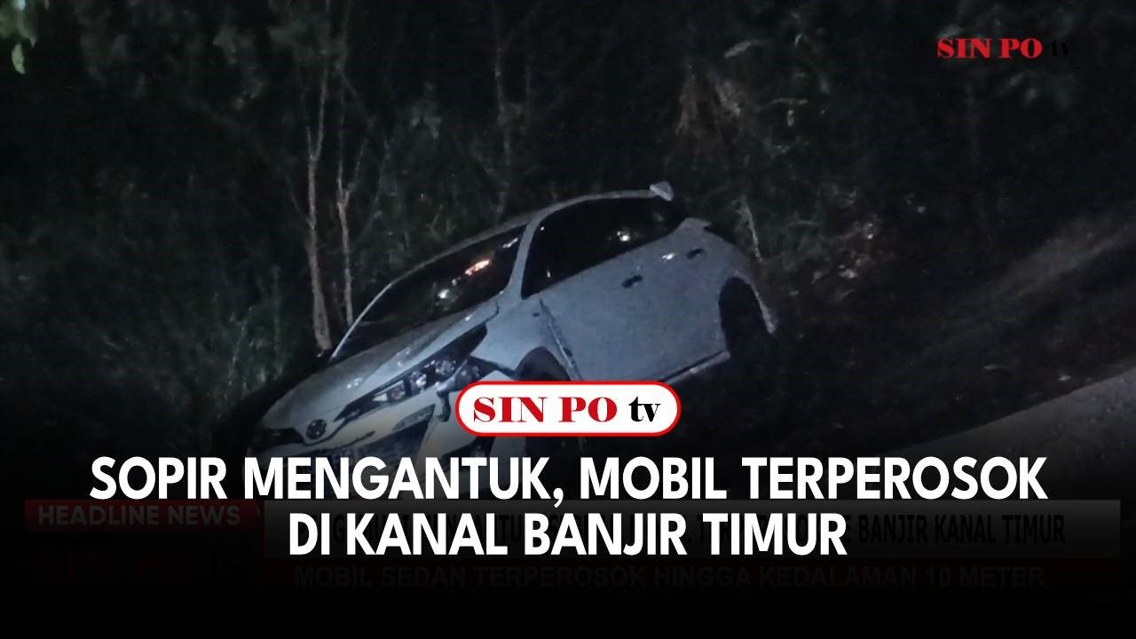 Sopir Mengantuk, Mobil Terperosok di Kanal Banjir Timur