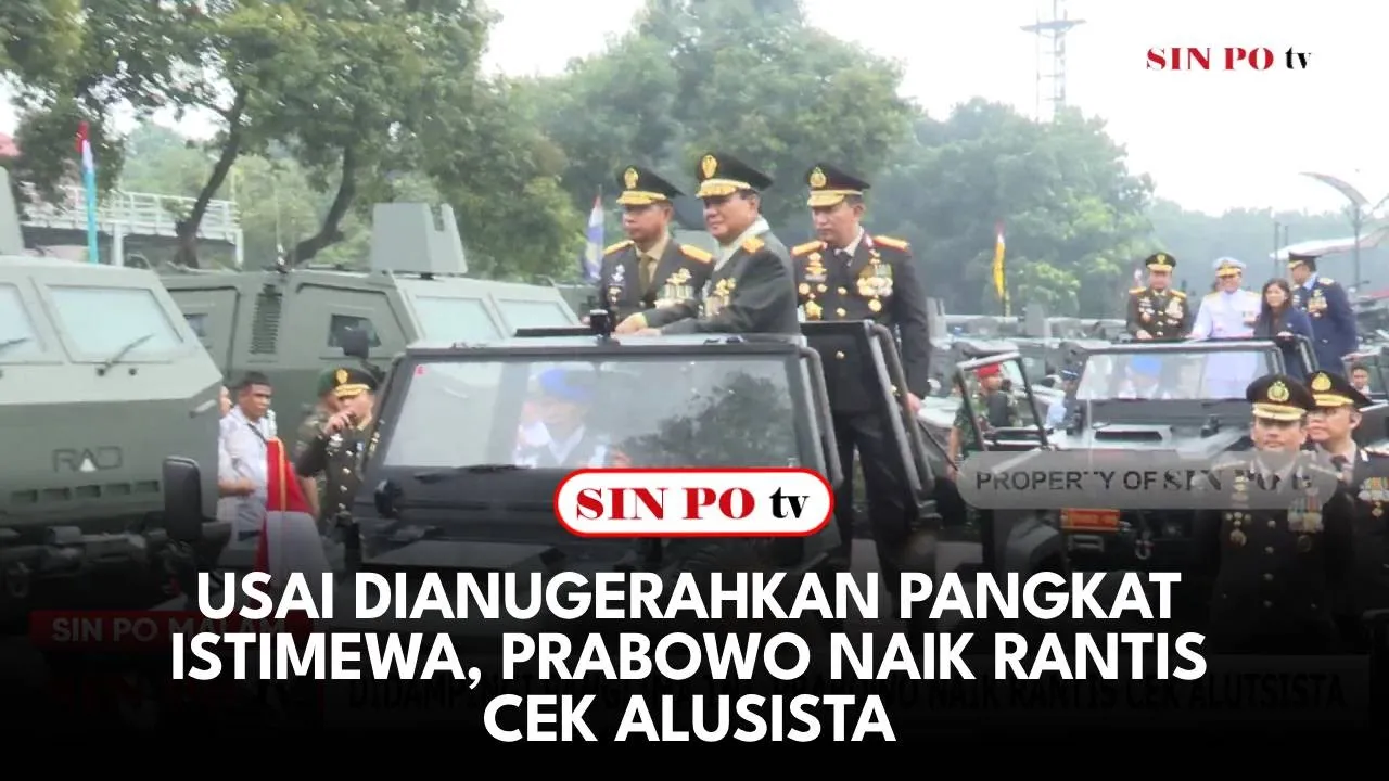 Usai Dianugerahkan Pangkat Istimewa, Prabowo Naik Rantis Cek Alusista