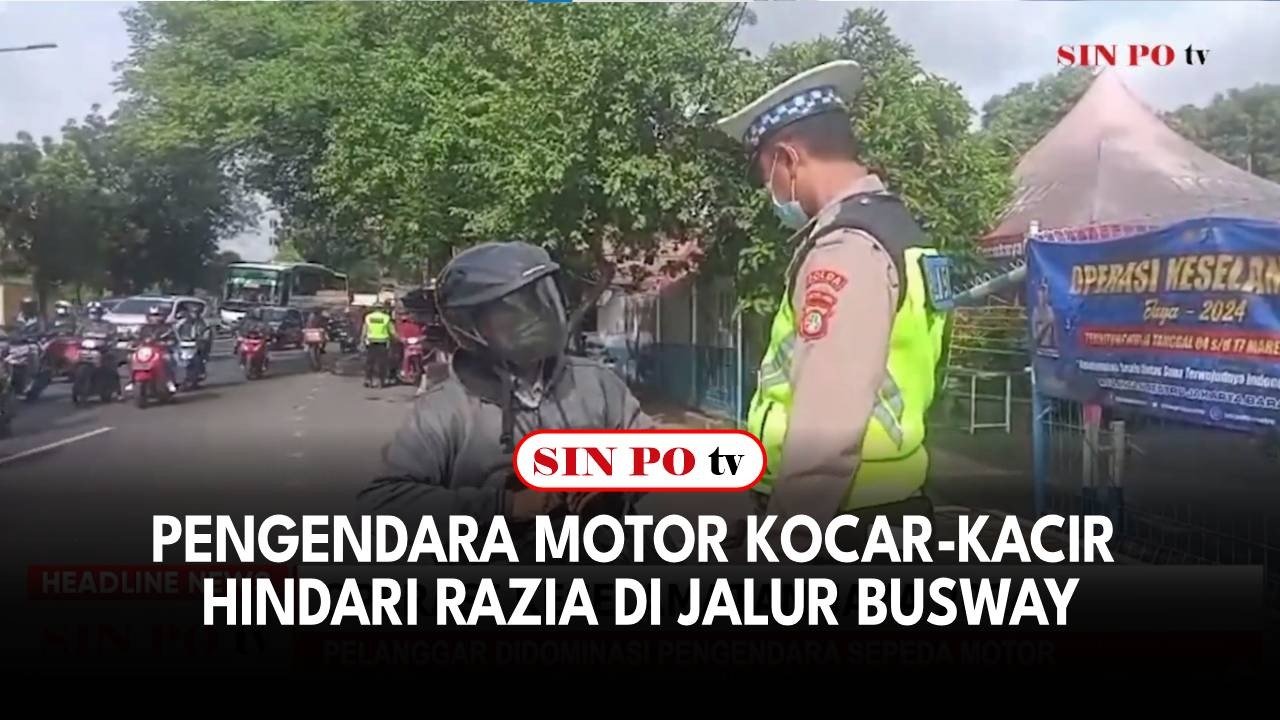 Pengendara Motor Kocar-Kacir Hindari Razia di Jalur Busway