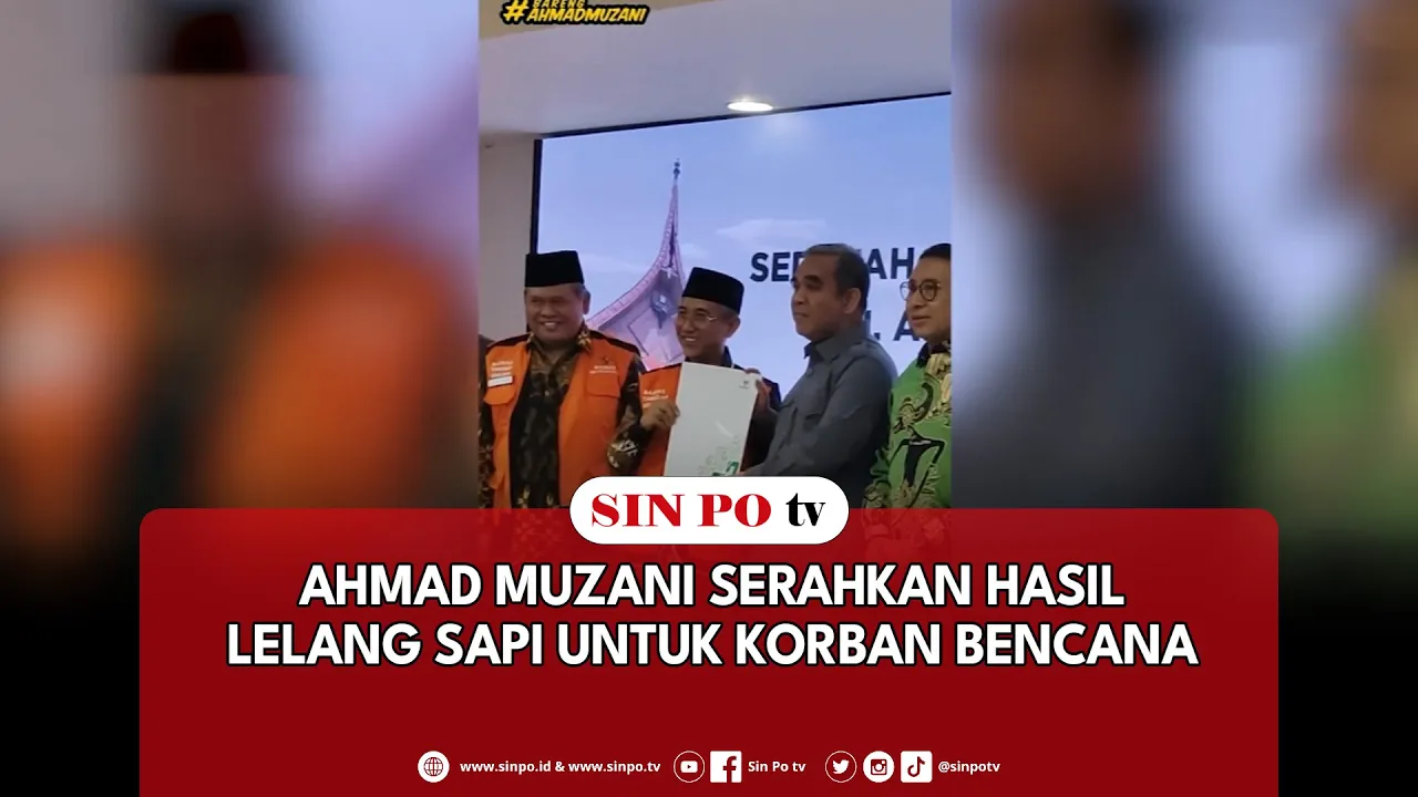 Ahmad Muzani Serahkan Hasil Lelang Sapi Untuk Korban Bencana