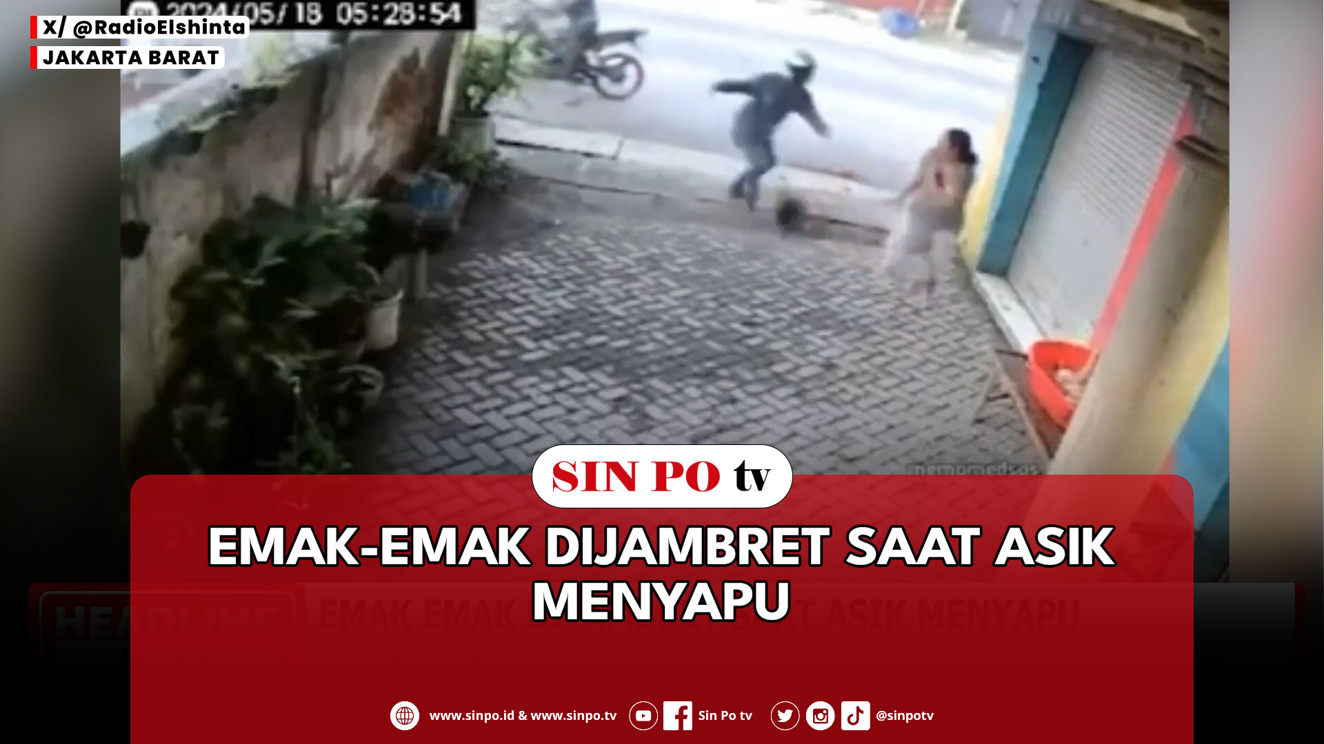 Emak-Emak Dijambret Saat Asik Menyapu