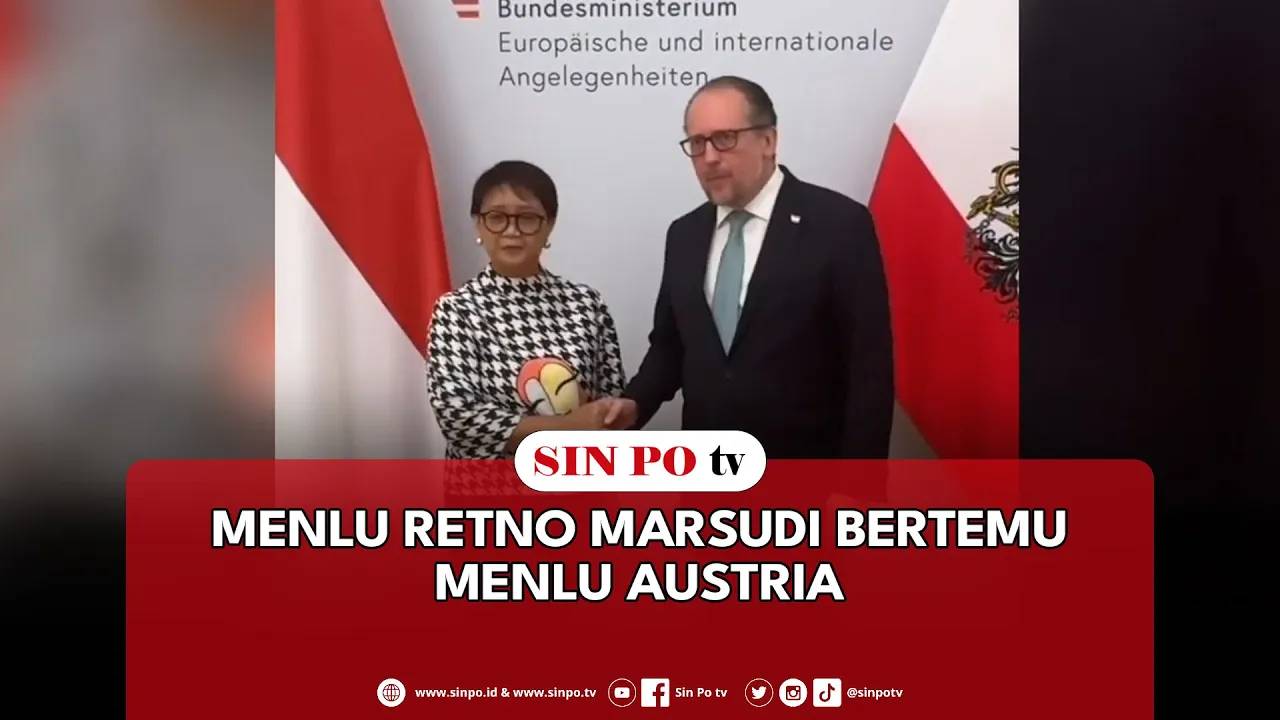 Menlu Retno Marsudi Bertemu Menlu Austria