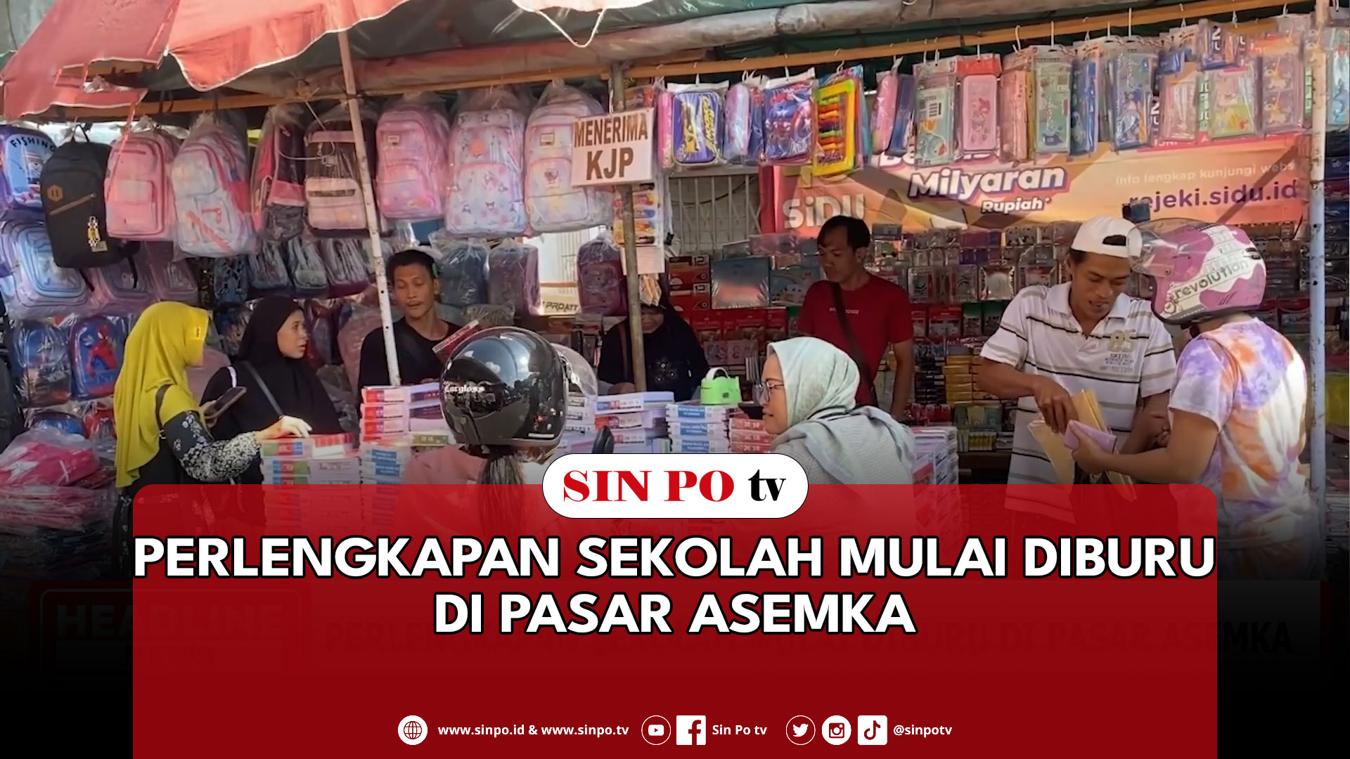 Perlengkapan Sekolah Mulai Diburu Di Pasar Asemka
