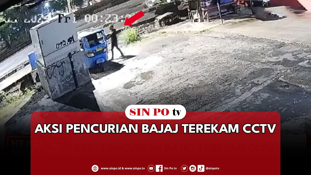 Aksi Pencurian Bajaj Terekam CCTV