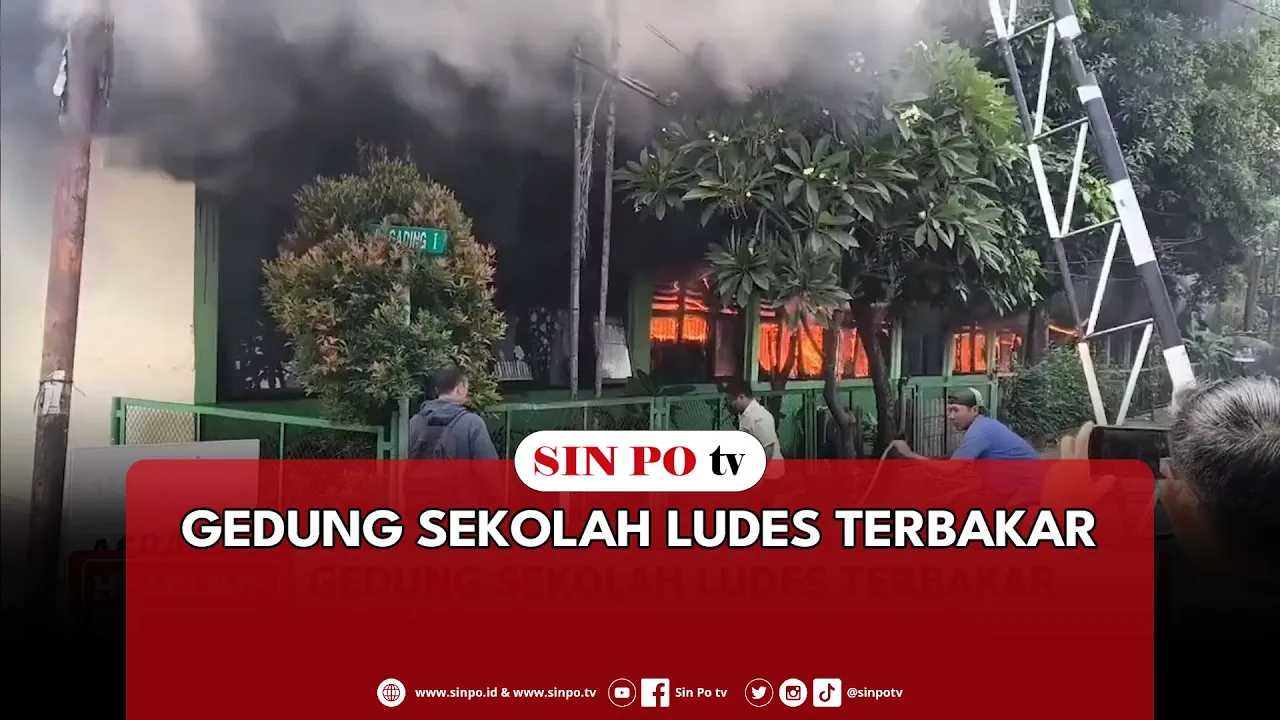 Gedung Sekolah Ludes Terbakar