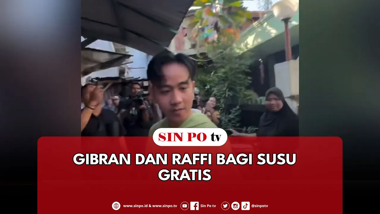 Gibran Dan Raffi Bagi Susu Gratis