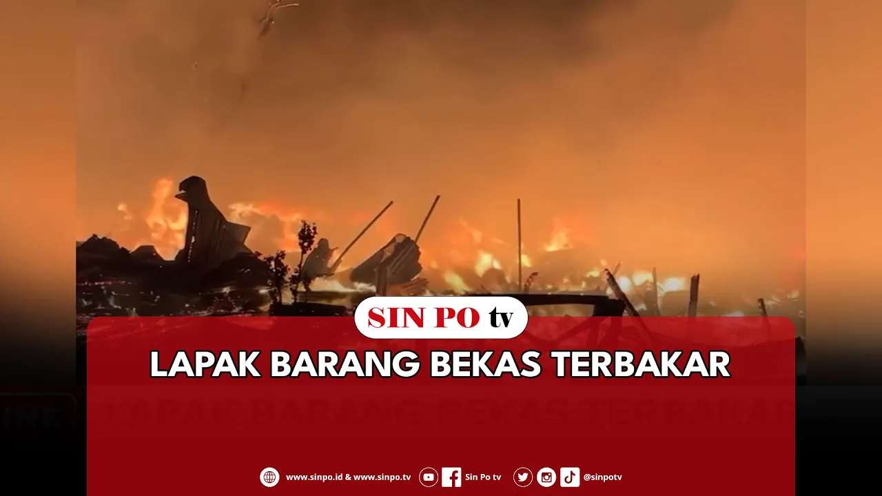 Lapak Barang Bekas Terbakar