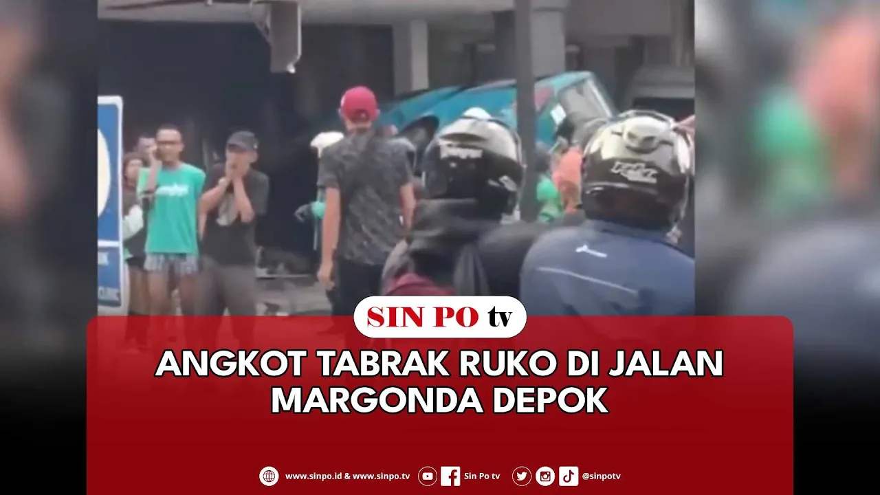 Angkot Tabrak Ruko Di Jalan Margonda Depok