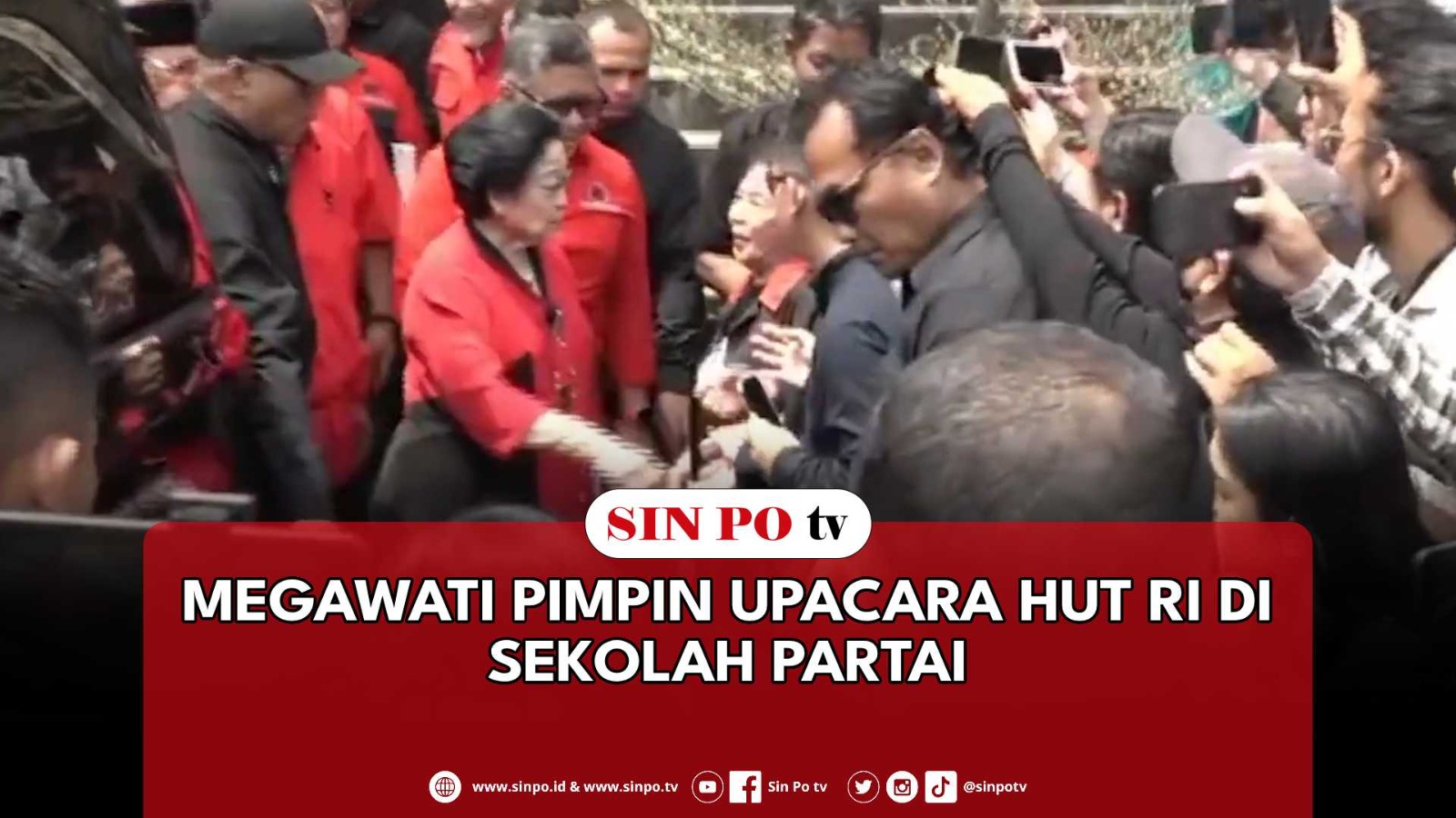 Megawati Pimpin Upacara HUT RI Di Sekolah Partai