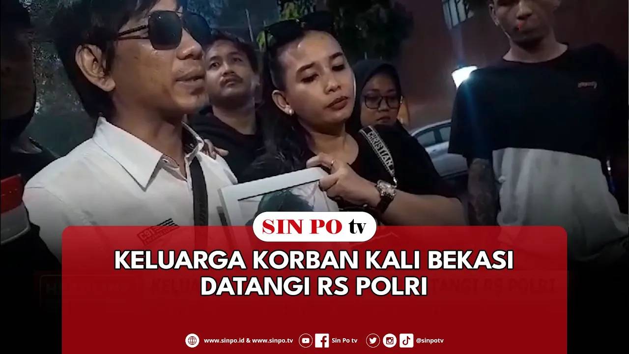 Keluarga Korban Kali Bekasi Datangi RS Polri