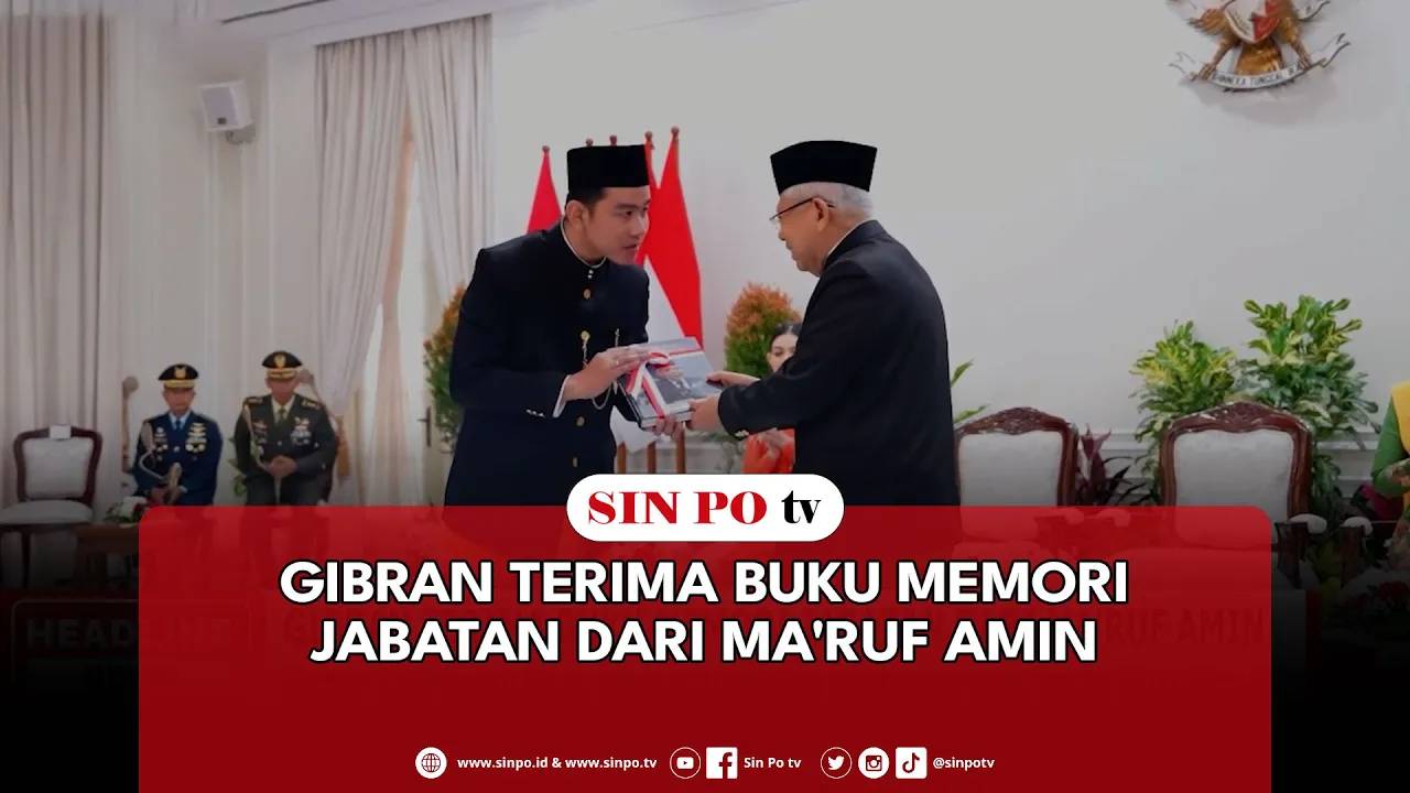 Gibran Terima Buku Memori Jabatan Dari Ma'ruf Amin