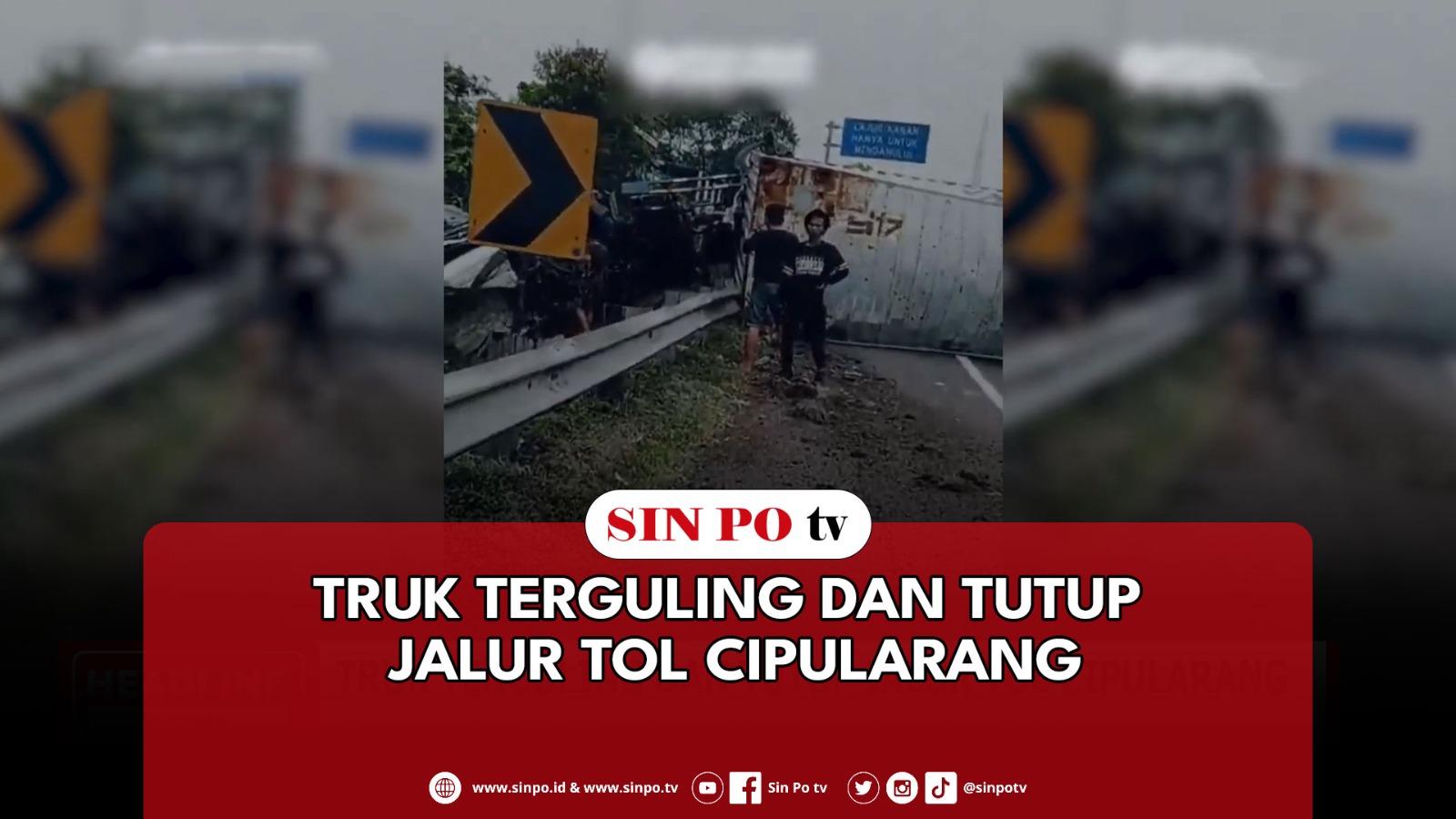 Truk Terguling Dan Tutup Jalur Tol Cipularang