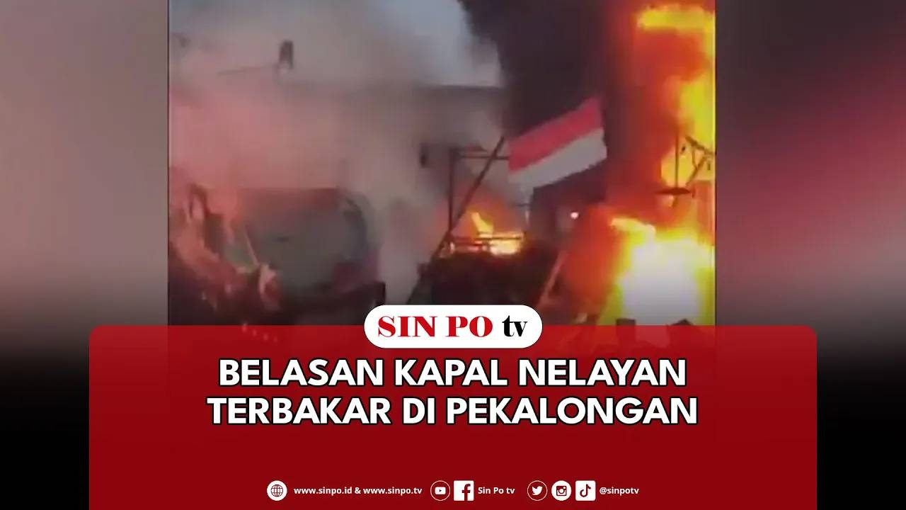 Belasan Kapal Nelayan Terbakar Di Pekalongan