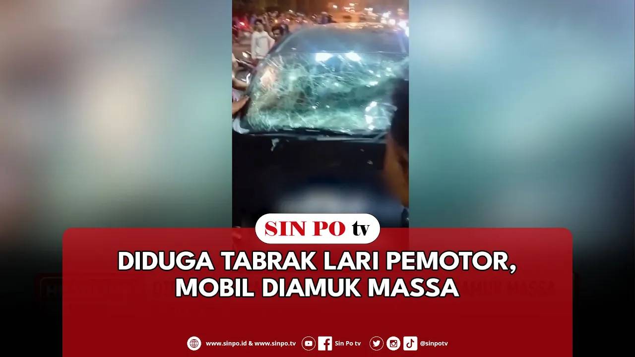 Diduga Tabrak Lari Pemotor, Mobil Diamuk Massa