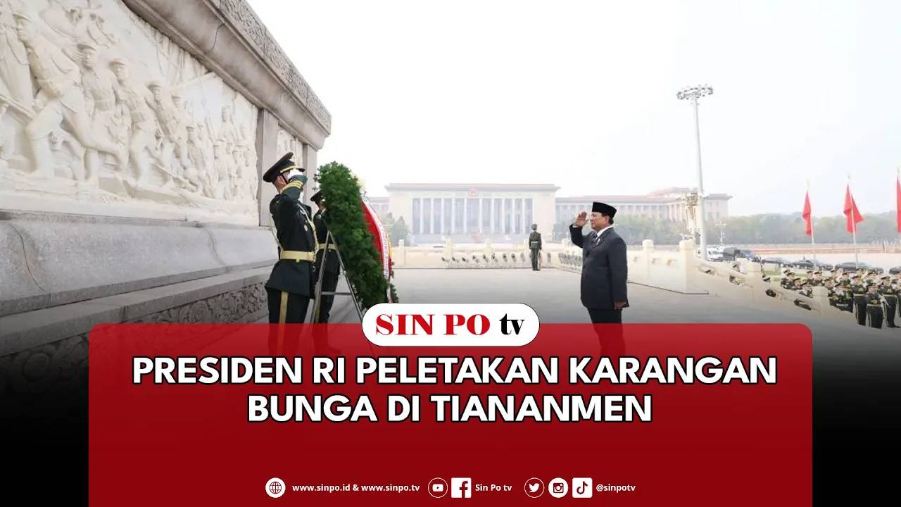 Presiden RI Peletakan Karangan Bunga Di Tiananmen