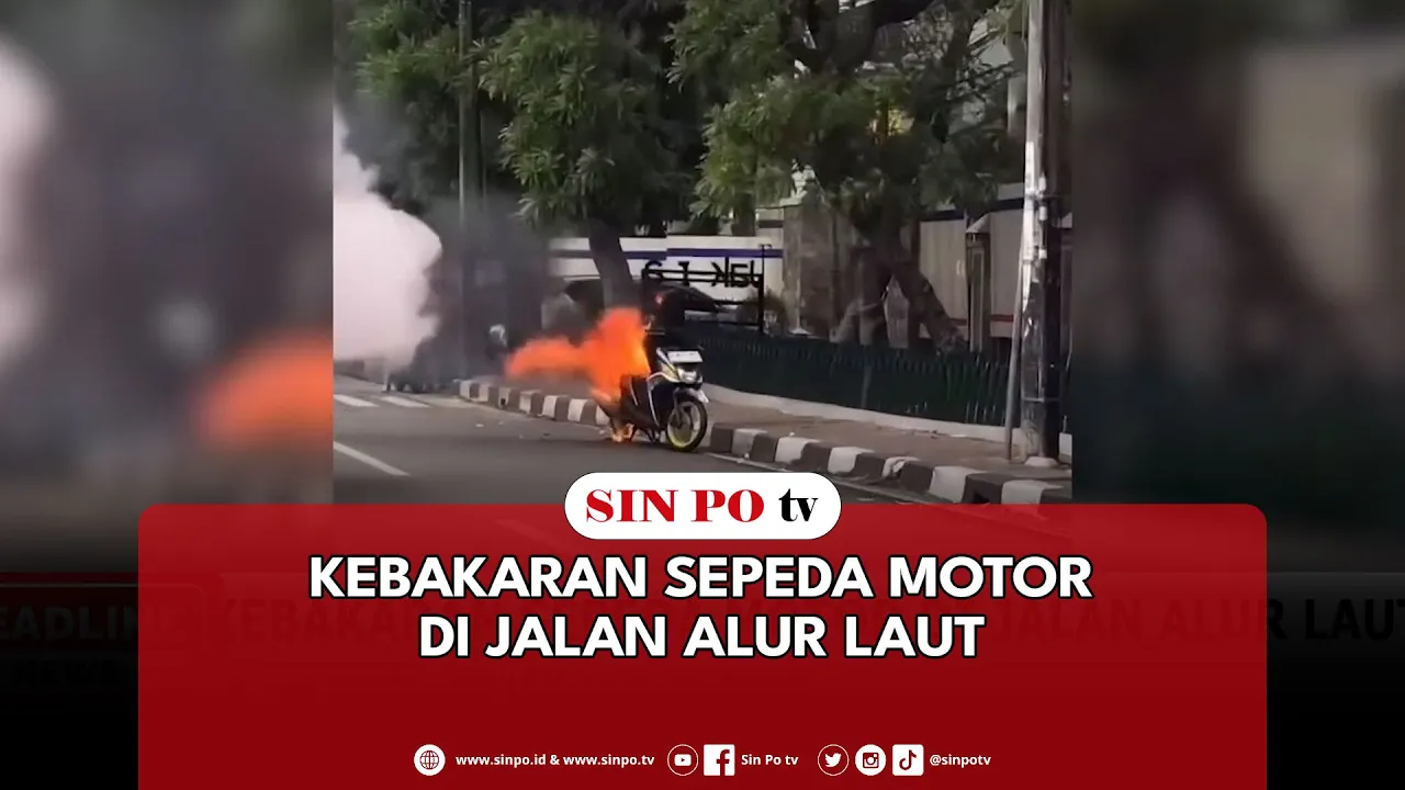 Kebakaran Sepeda Motor Di Jalan Alur Laut