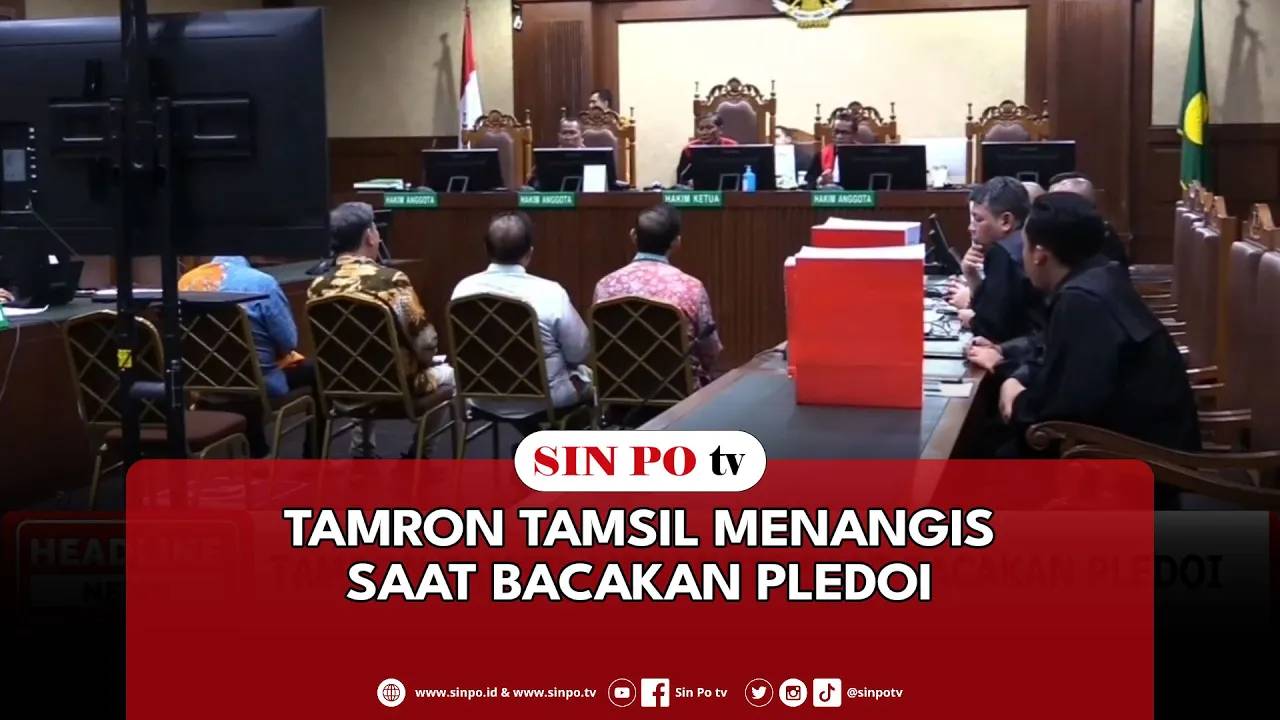 Tamron Tamsil Menangis Saat Bacakan Pledoi