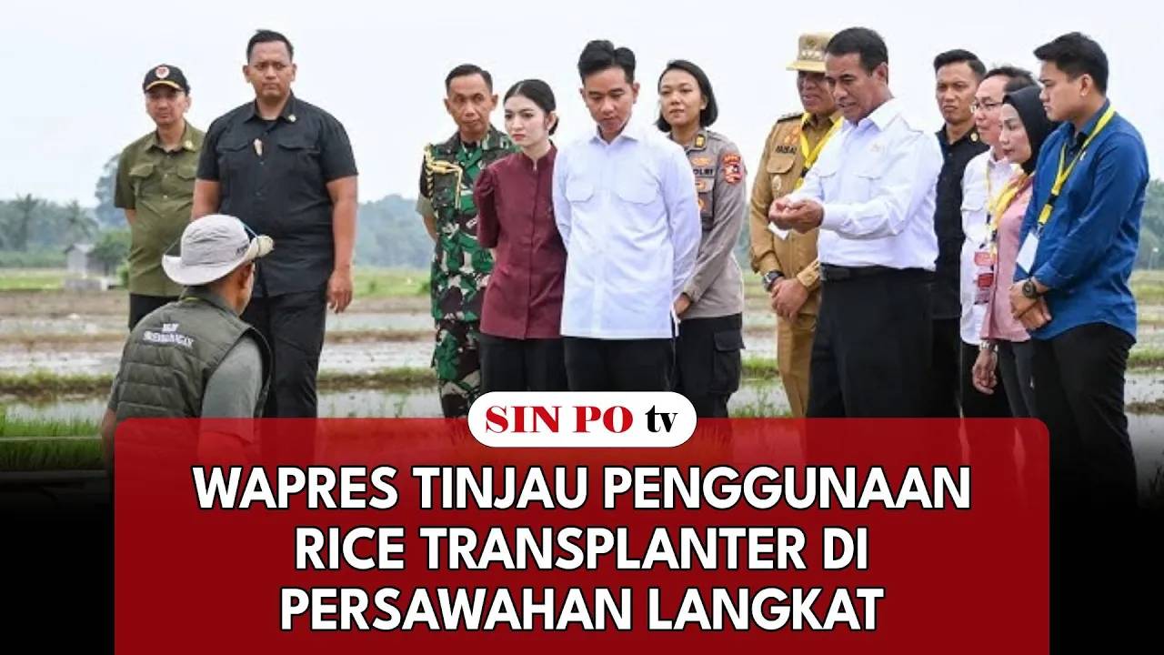 Wapres Tinjau Penggunaan Rice Transplanter di Persawahan Langkat