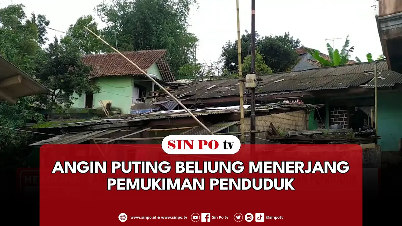 Angin Puting Beliung Menerjang Pemukiman Penduduk