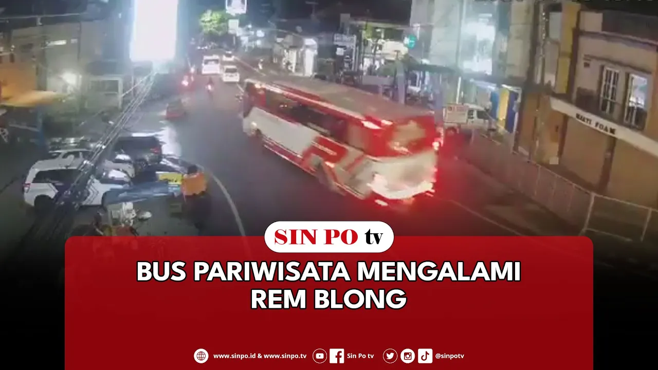 Bus Pariwisata Mengalami Rem Blong