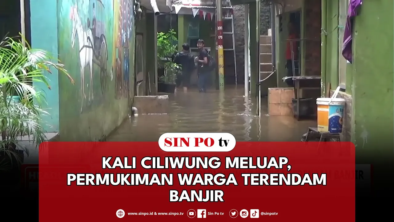 Kali Ciliwung Meluap, Permukiman Warga Terendam Banjir