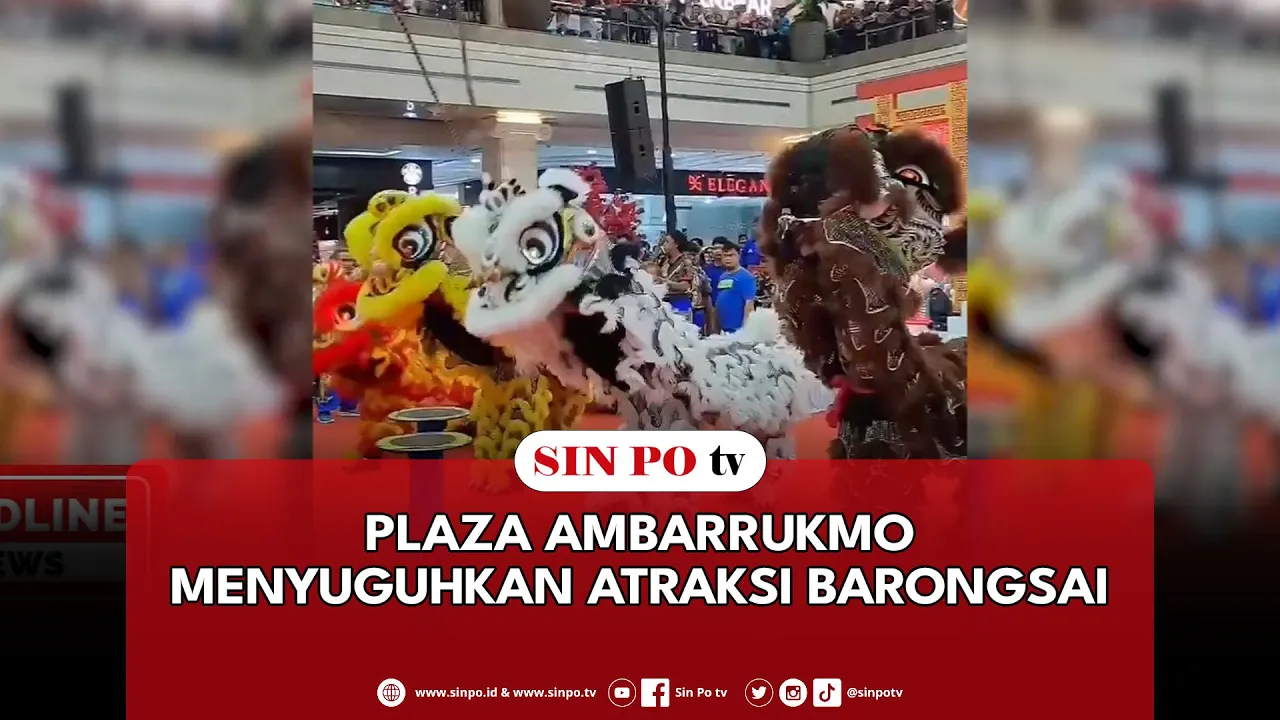 Plaza Ambarrukmo Menyuguhkan Atraksi Barongsai