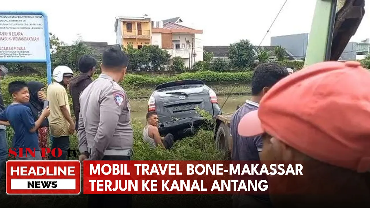 Mobil Travel Bone-Makassar Terjun ke Kanal Antang