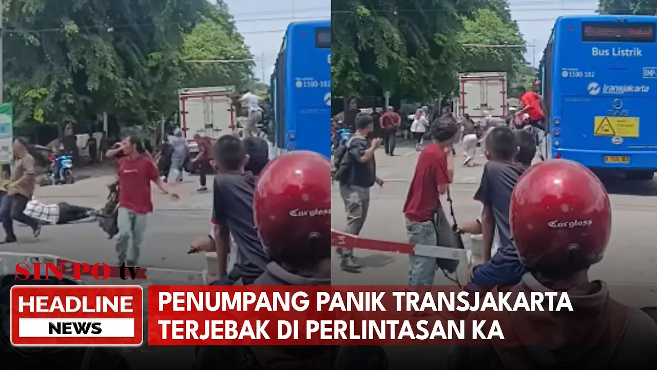 Penumpang Panik Transjakarta Terjebak Di Perlintasan KA