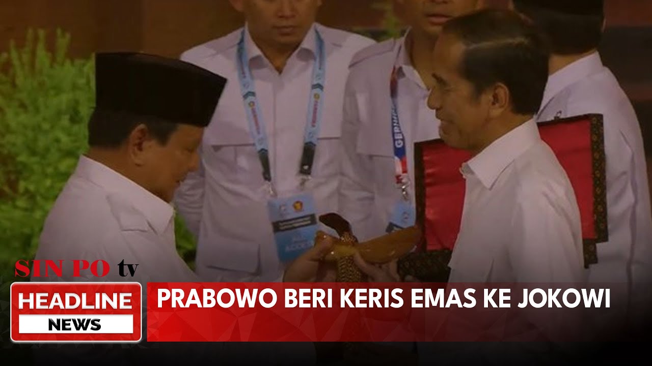 Prabowo Beri Keris Emas Ke Jokowi