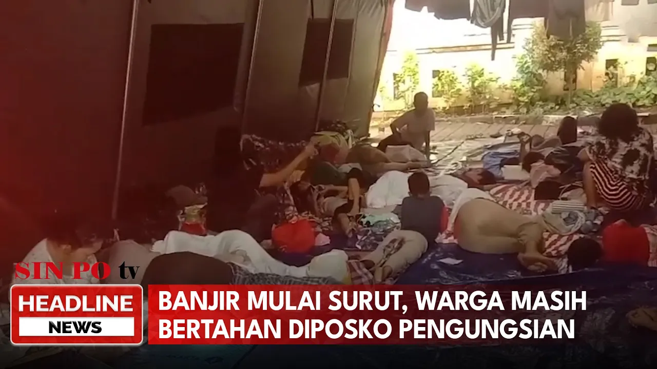 Banjir Mulai Surut, Warga Masih Bertahan di Posko Pengungsian