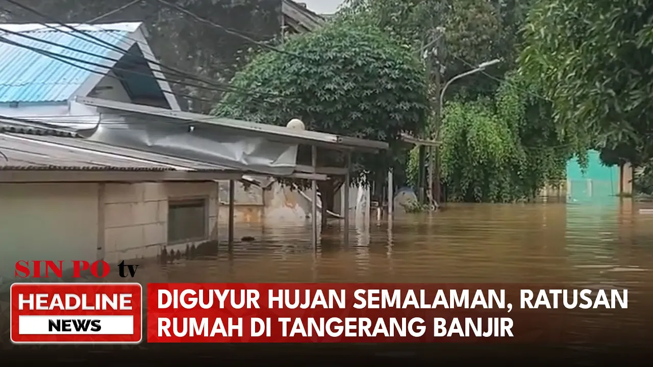 Diguyur Hujan Semalaman, Ratusan Rumah Warga Terendam Banjir 1,5 Meter