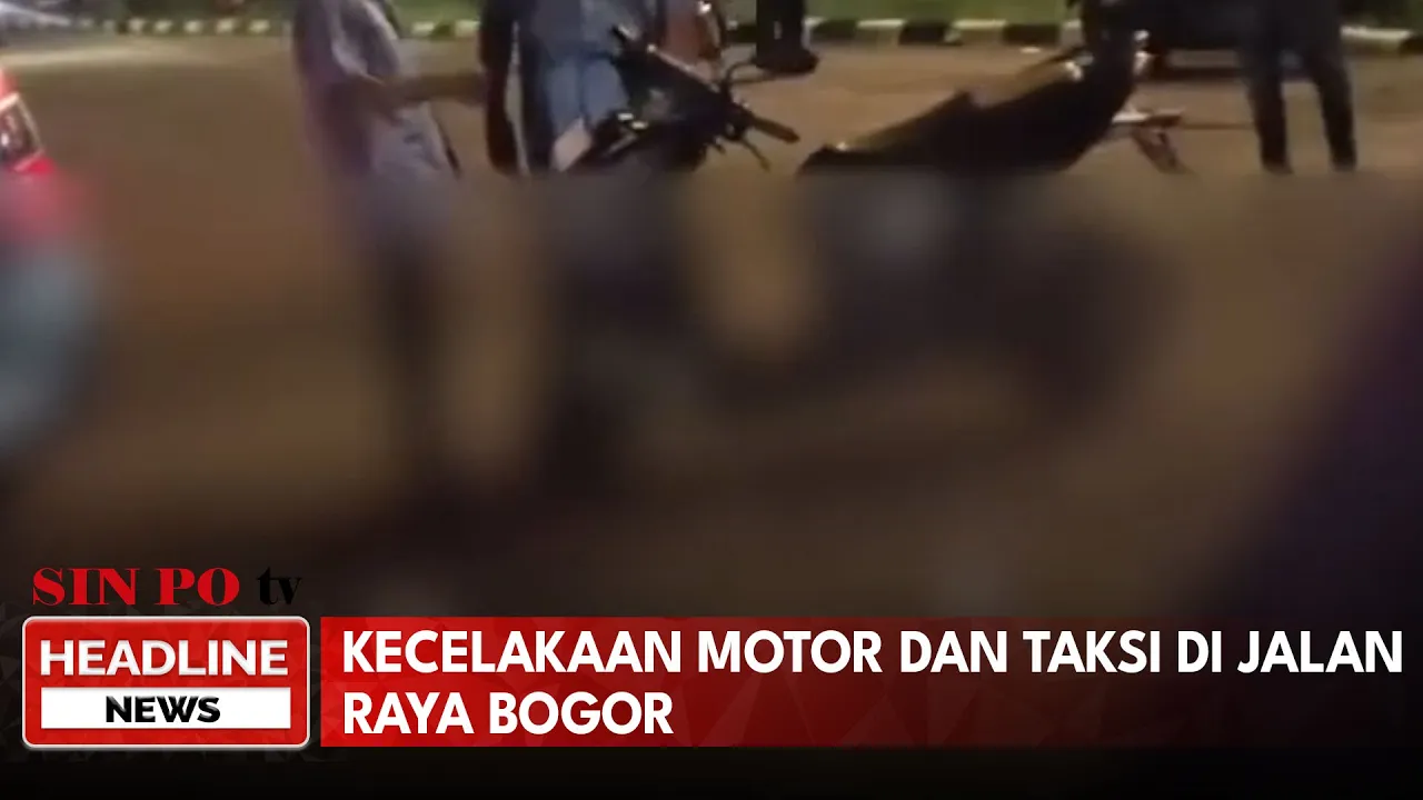 Kecelakaan Motor dan Taksi di Jalan Raya Bogor