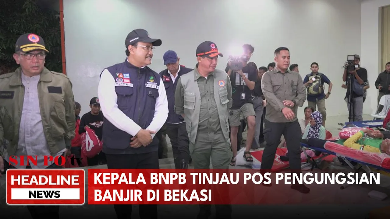 Kepala BNPB Tinjau Pos Pengungsian Banjir di Bekasi