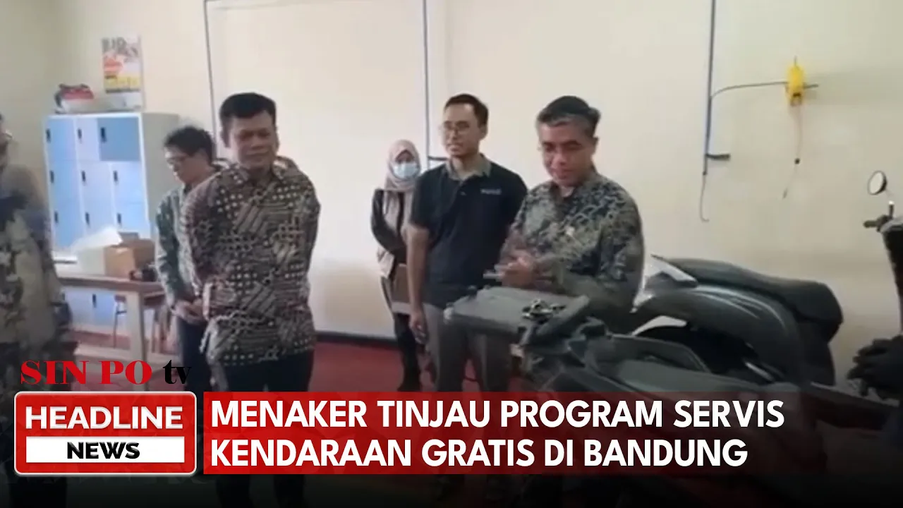 Menaker Tinjau Program Servis Kendaraan Gratis Di Bandung