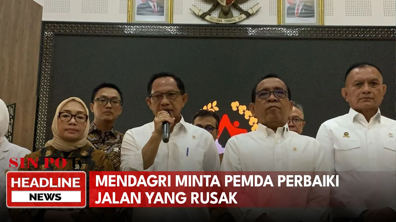 Mendagri Minta Pemda Perbaiki Jalan Yang Rusak